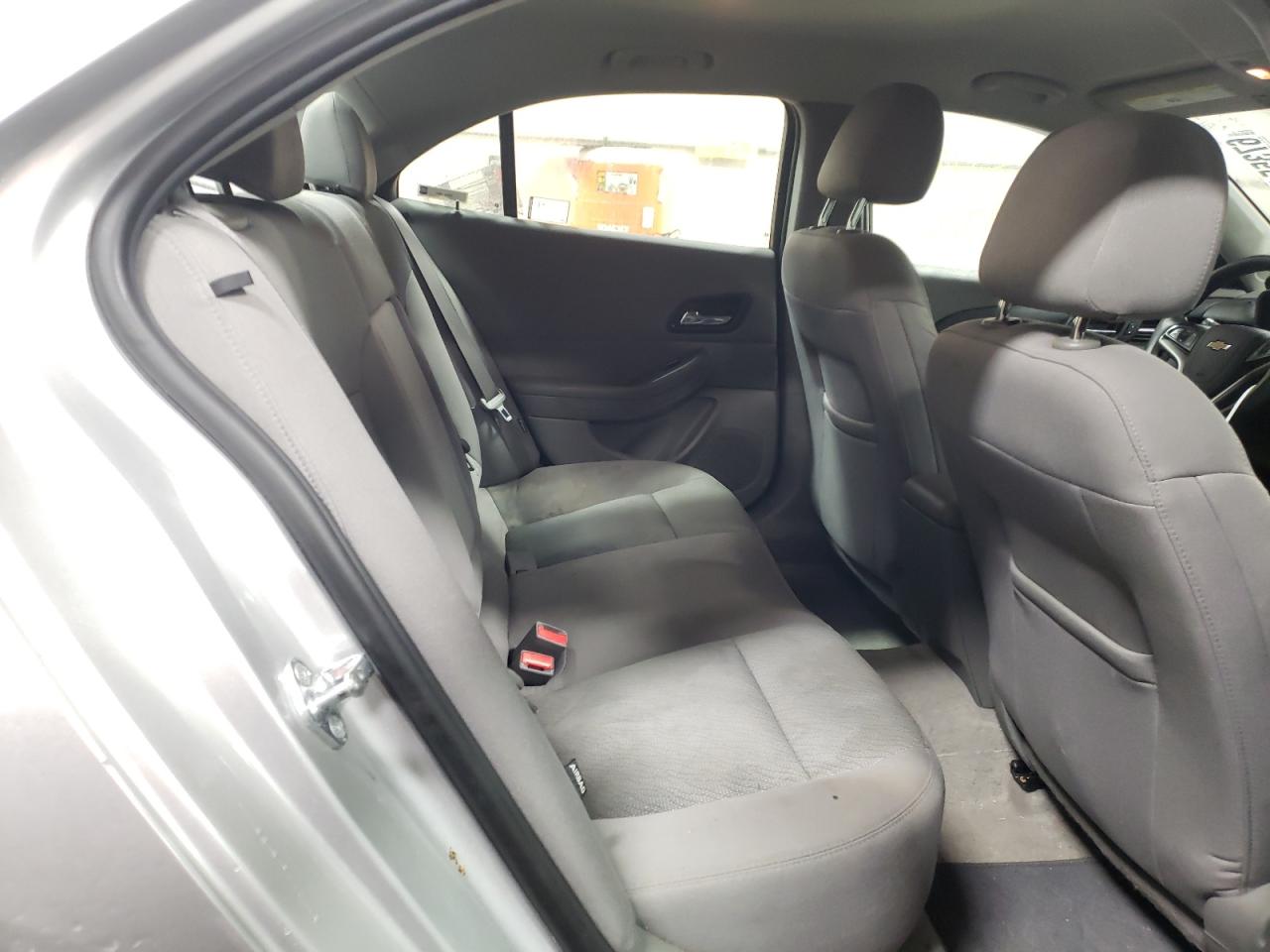 Photo 6 from auction – 2015 CHEVROLET MALIBU LS with VIN 1G11B5SL5FF286395