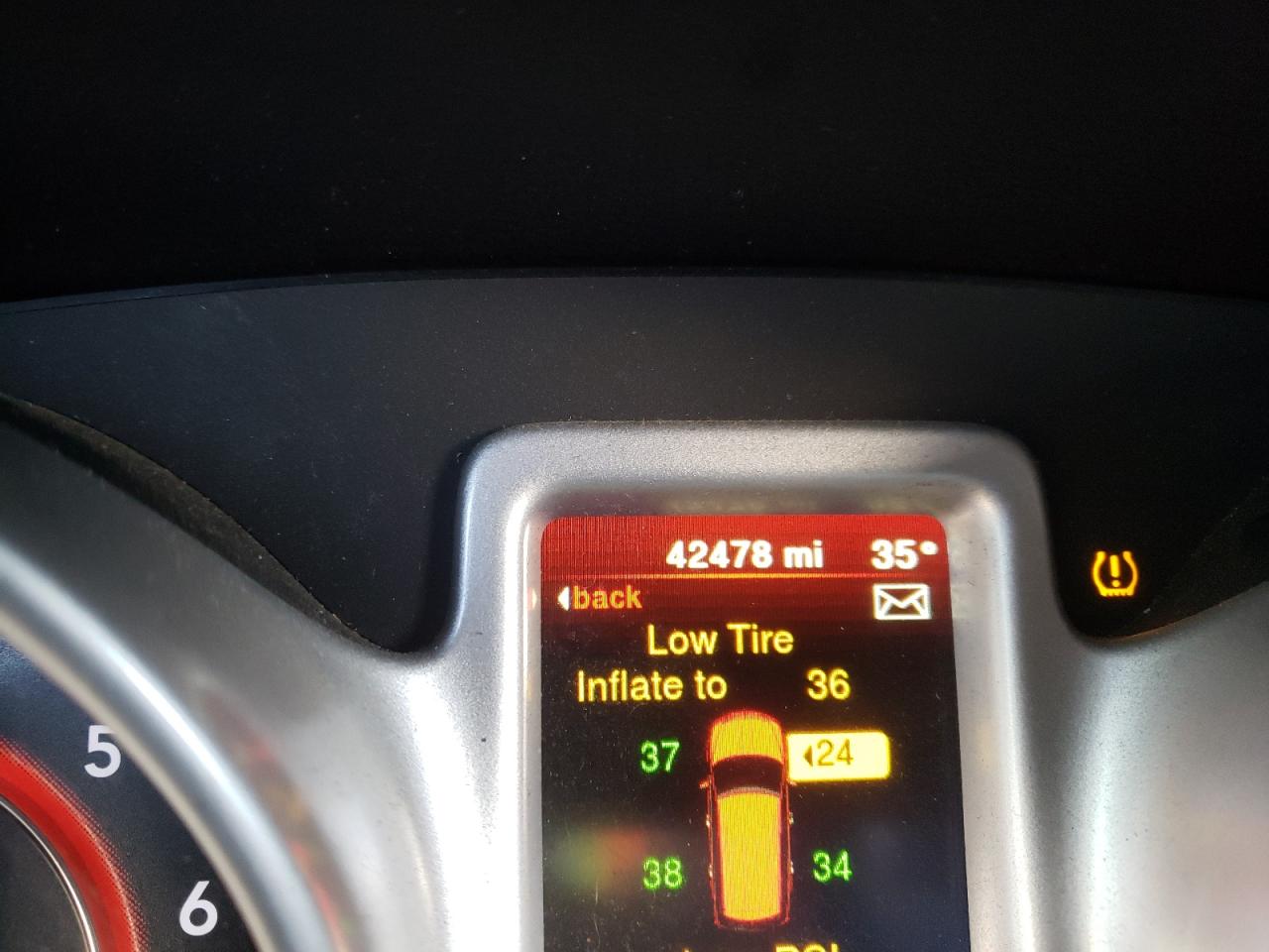 Photo 8 from auction – 2019 DODGE JOURNEY SE with VIN 3C4PDCBB2KT875296