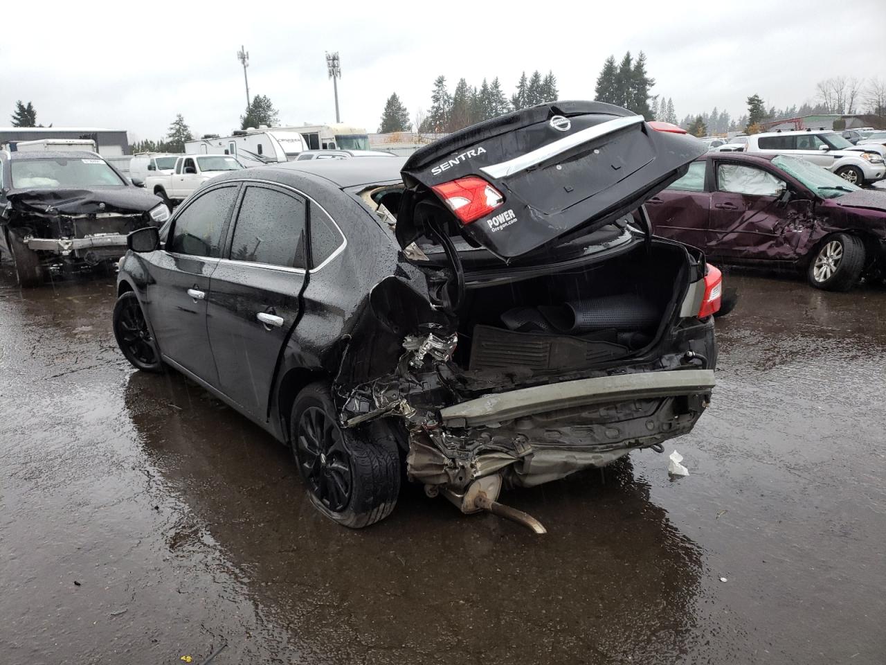Photo 3 from auction – 2018 NISSAN SENTRA SR with VIN 3N1AB7AP5JY245437