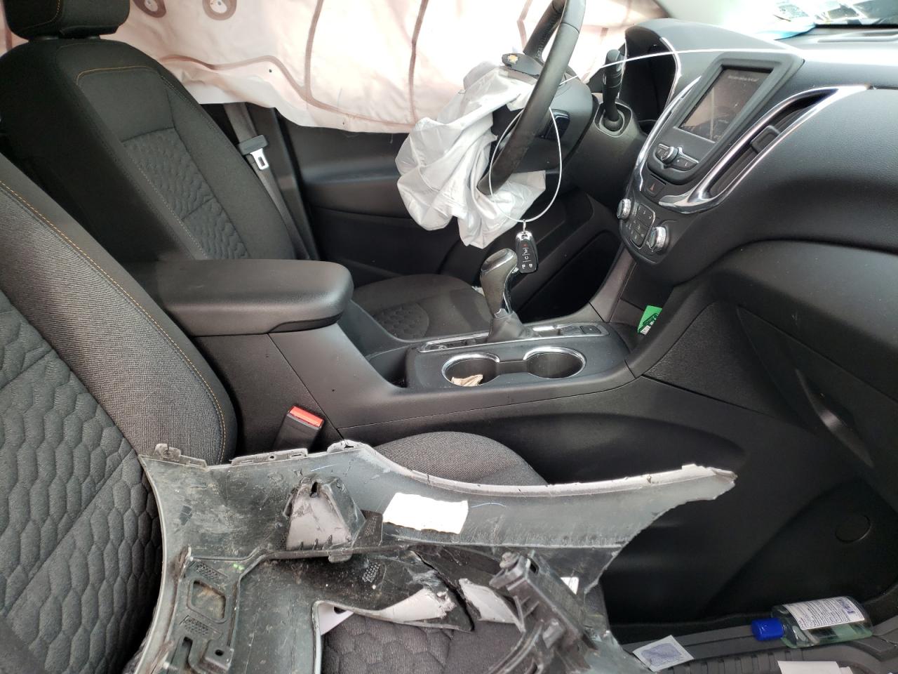 Photo 5 from auction – 2020 CHEVROLET EQUINOX LT with VIN 2GNAXTEV5L6255350
