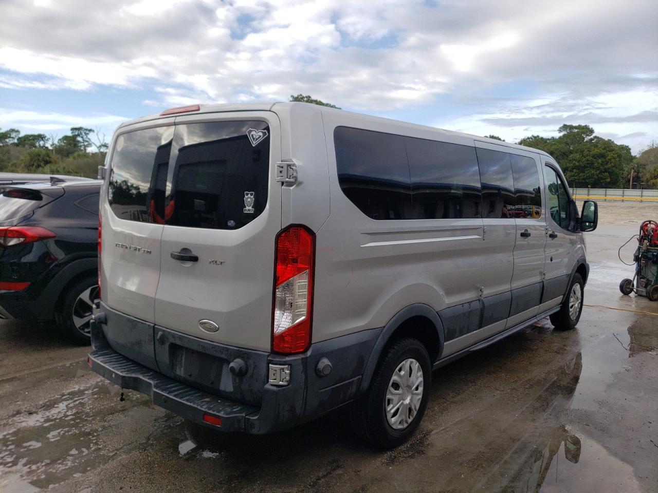 Photo 4 from auction – 2015 FORD TRANSIT T- with VIN 1FBZX2ZMXFKA33576