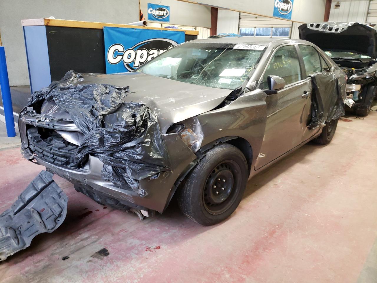 Photo 2 from auction – 2016 TOYOTA CAMRY LE with VIN 4T4BF1FK4GR573445