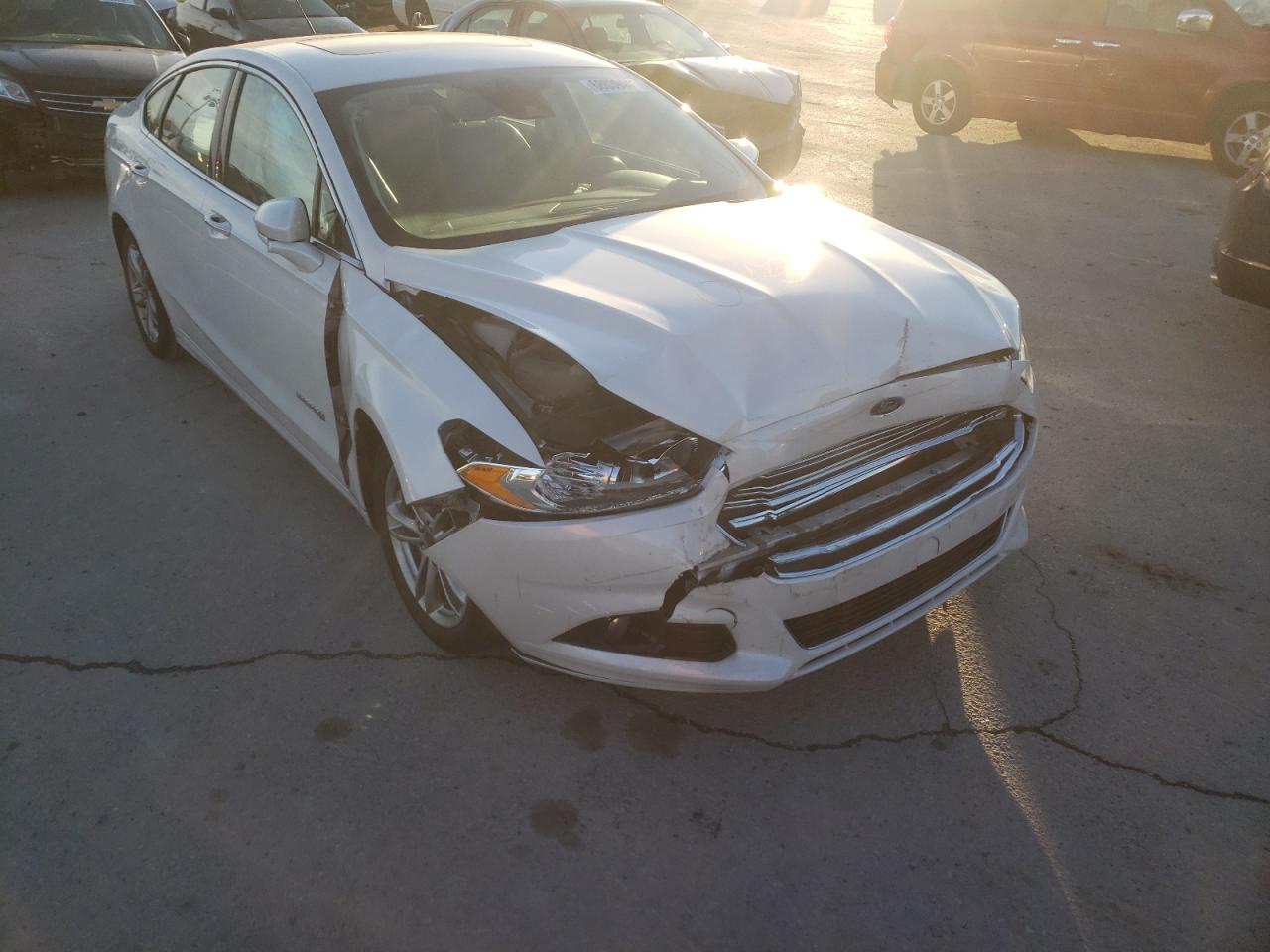 FORD FUSION TIT 2015 with VIN 3FA6P0RU3FR219142 - Photo from auction
