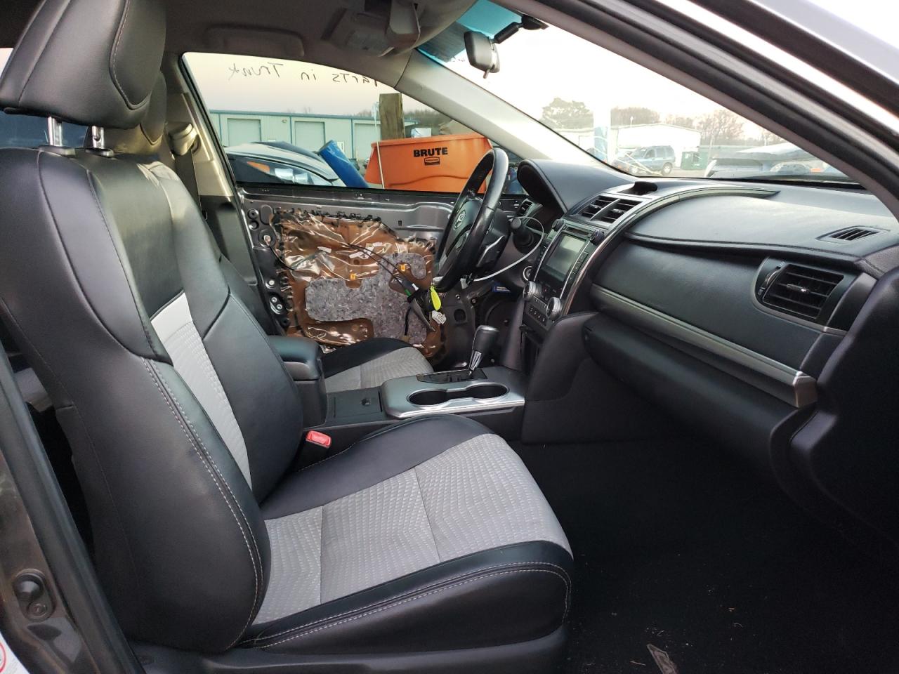 Photo 5 from auction – 2014 TOYOTA CAMRY L with VIN 4T1BF1FK4EU337787