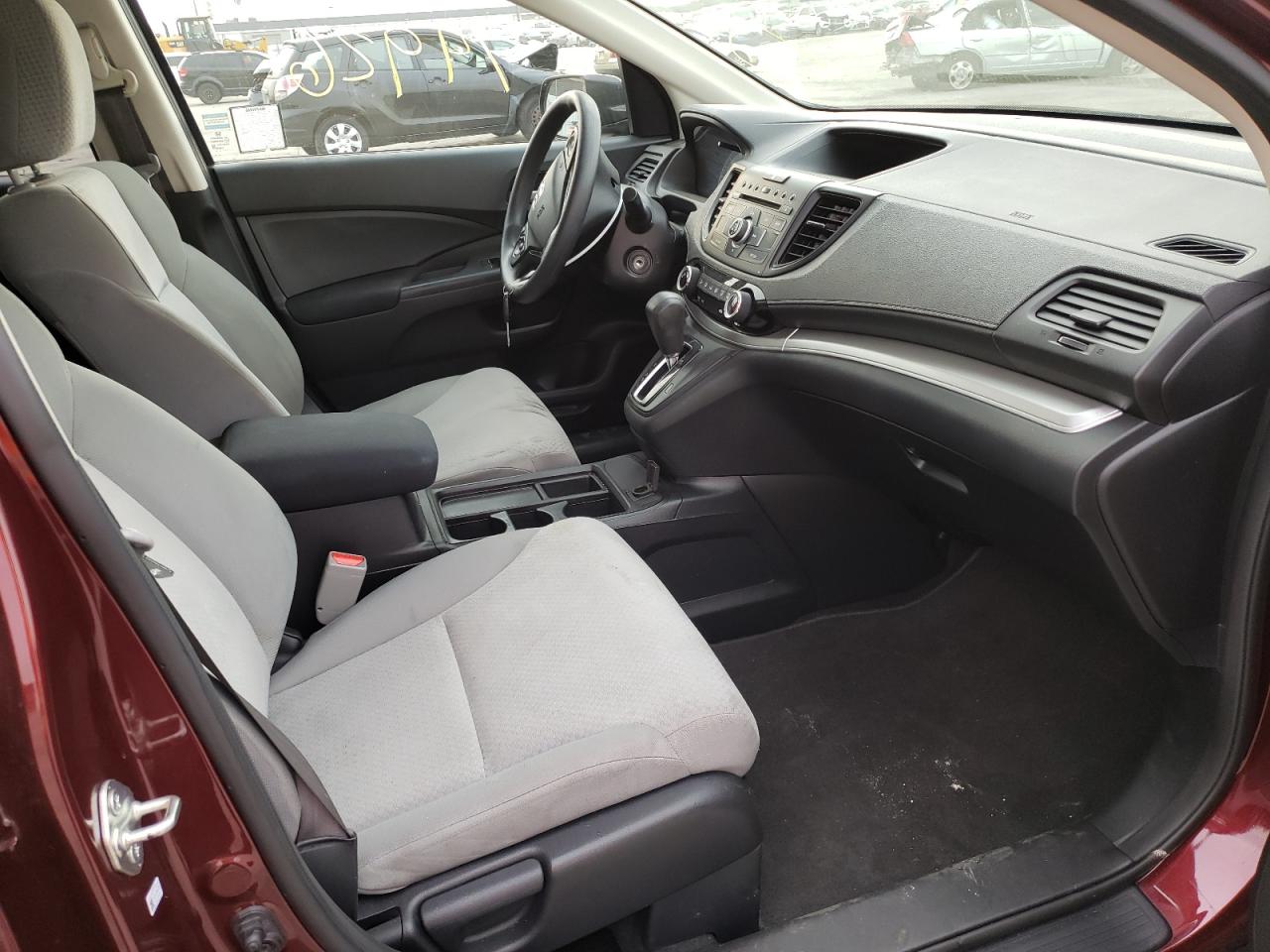Photo 5 from auction – 2016 HONDA CR-V SE with VIN 2HKRM3H43GH541593
