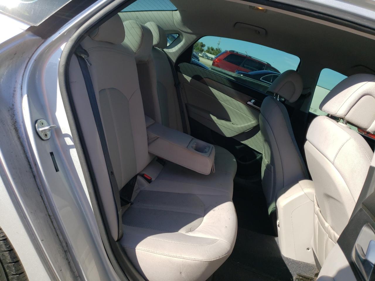 Photo 6 from auction – 2015 HYUNDAI SONATA SPO with VIN 5NPE34AF2FH022147