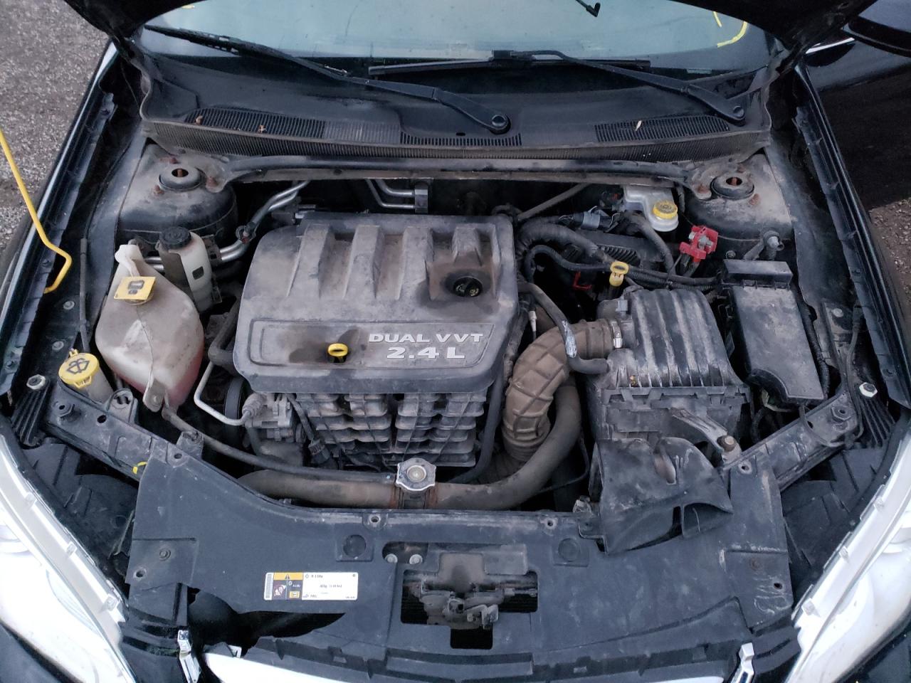 Photo 7 from auction – 2014 CHRYSLER 200 LX with VIN 1C3CCBAB0EN111890