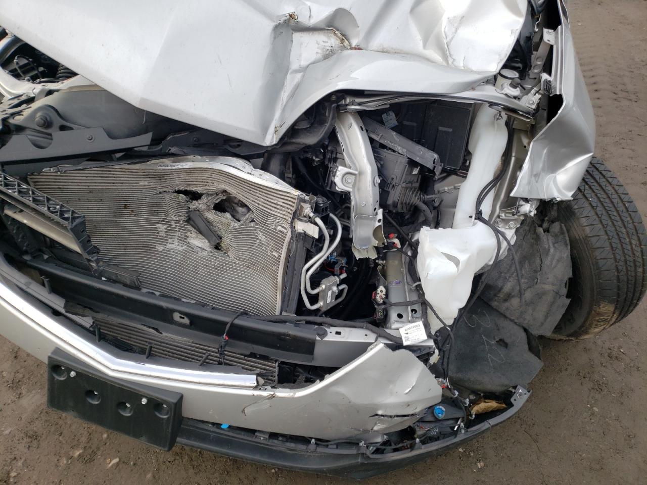 Photo 9 from auction – 2020 CHEVROLET EQUINOX LT with VIN 2GNAXTEV5L6255350