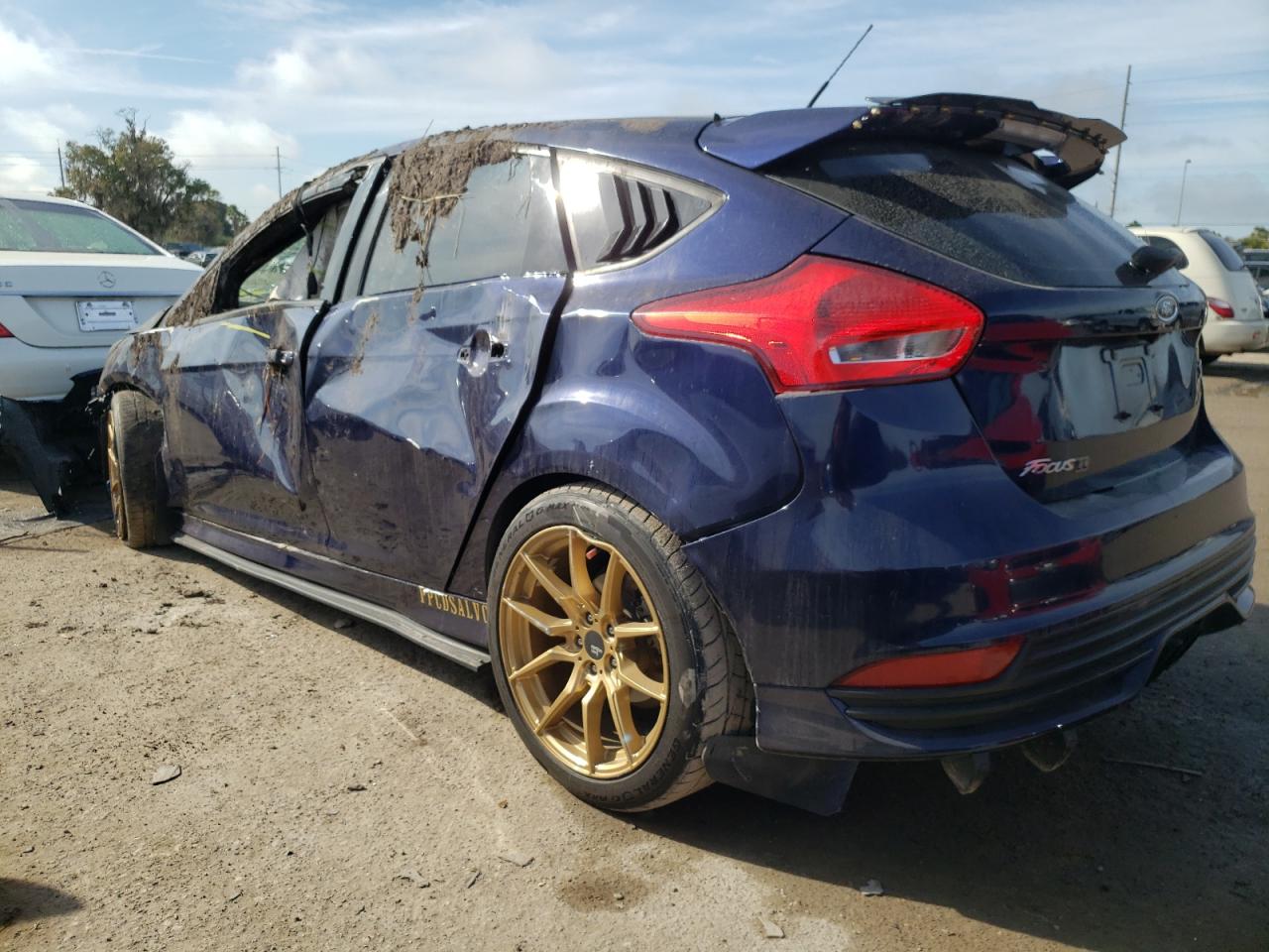 Photo 3 from auction – 2016 FORD FOCUS ST with VIN 1FADP3L93GL228761