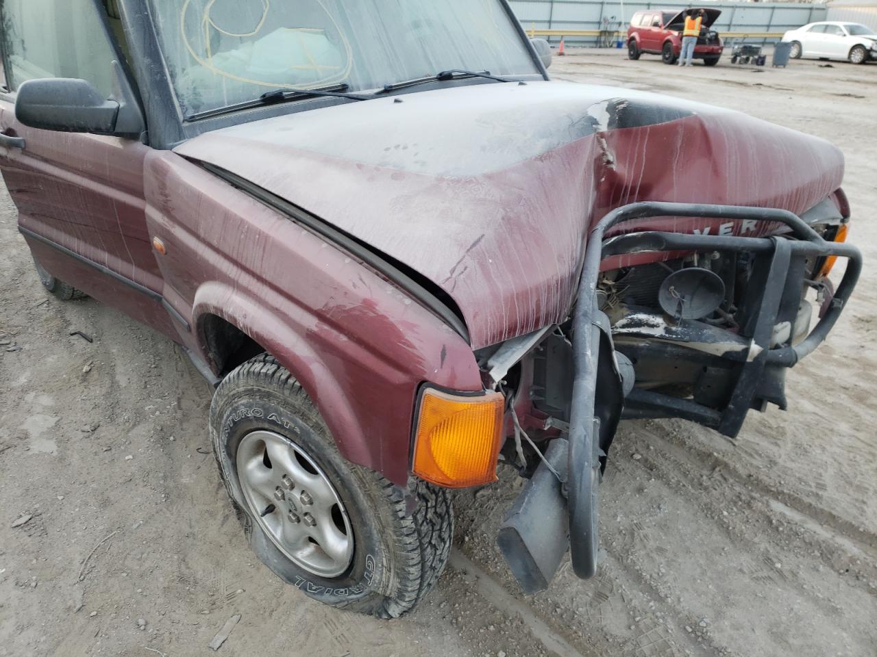 Photo 9 from auction – 2001 LAND ROVER DISCOVERY with VIN SALTY15471A295559