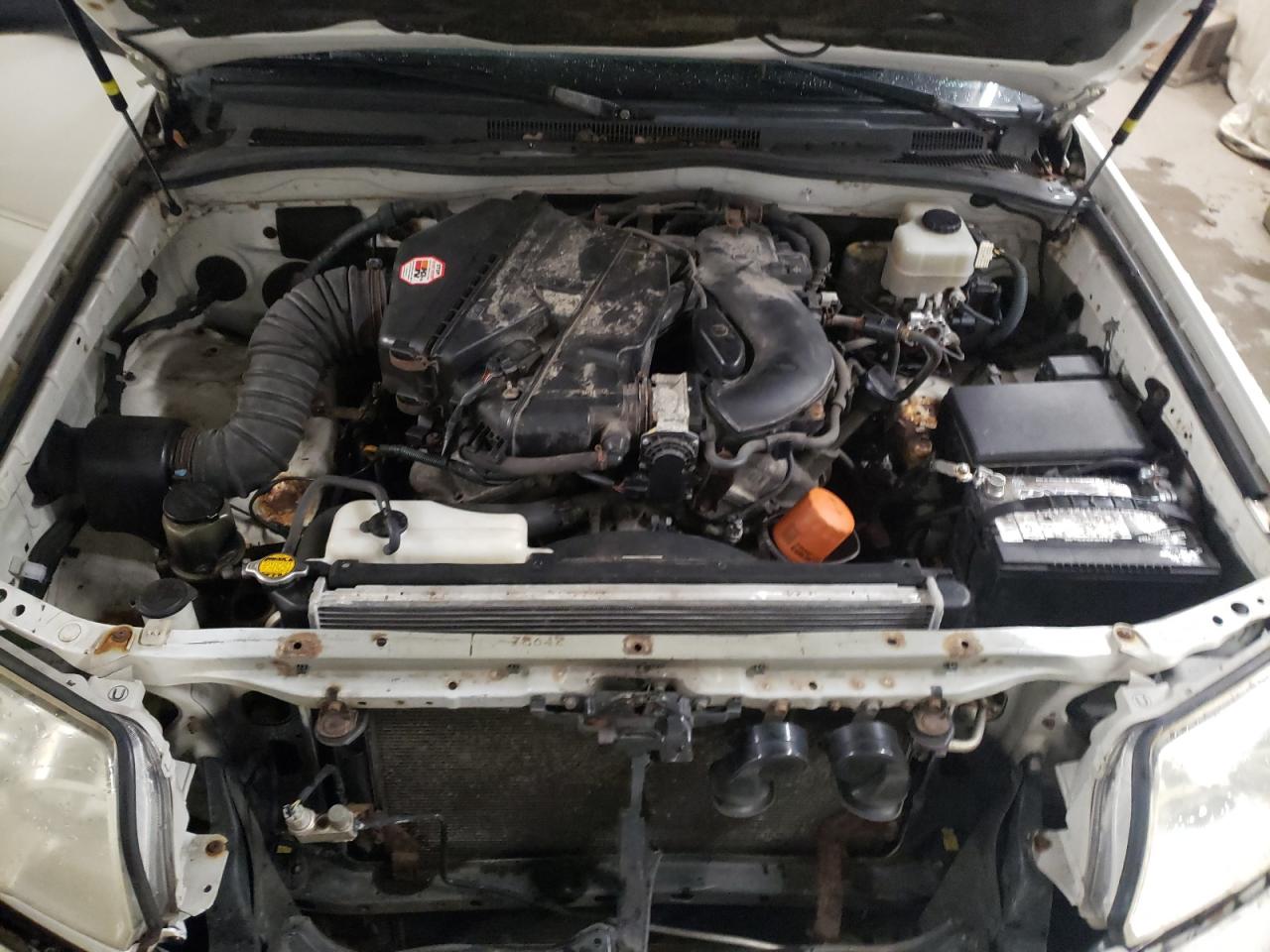 Photo 7 from auction – 2006 TOYOTA 4RUNNER SR with VIN JTEBU14R860100184