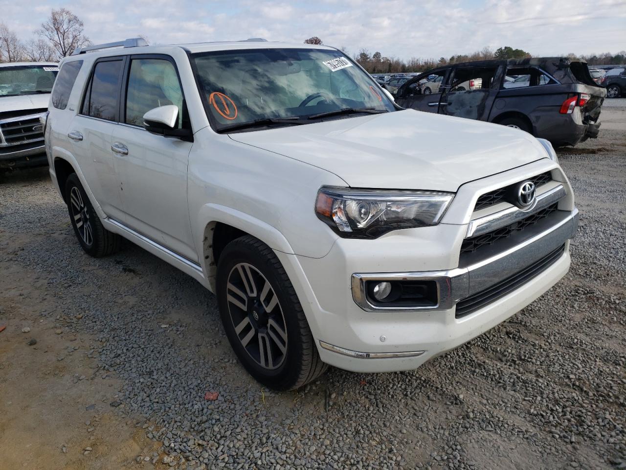 Photo 1 from auction – 2015 TOYOTA 4RUNNER SR with VIN JTEZU5JR8F5105558