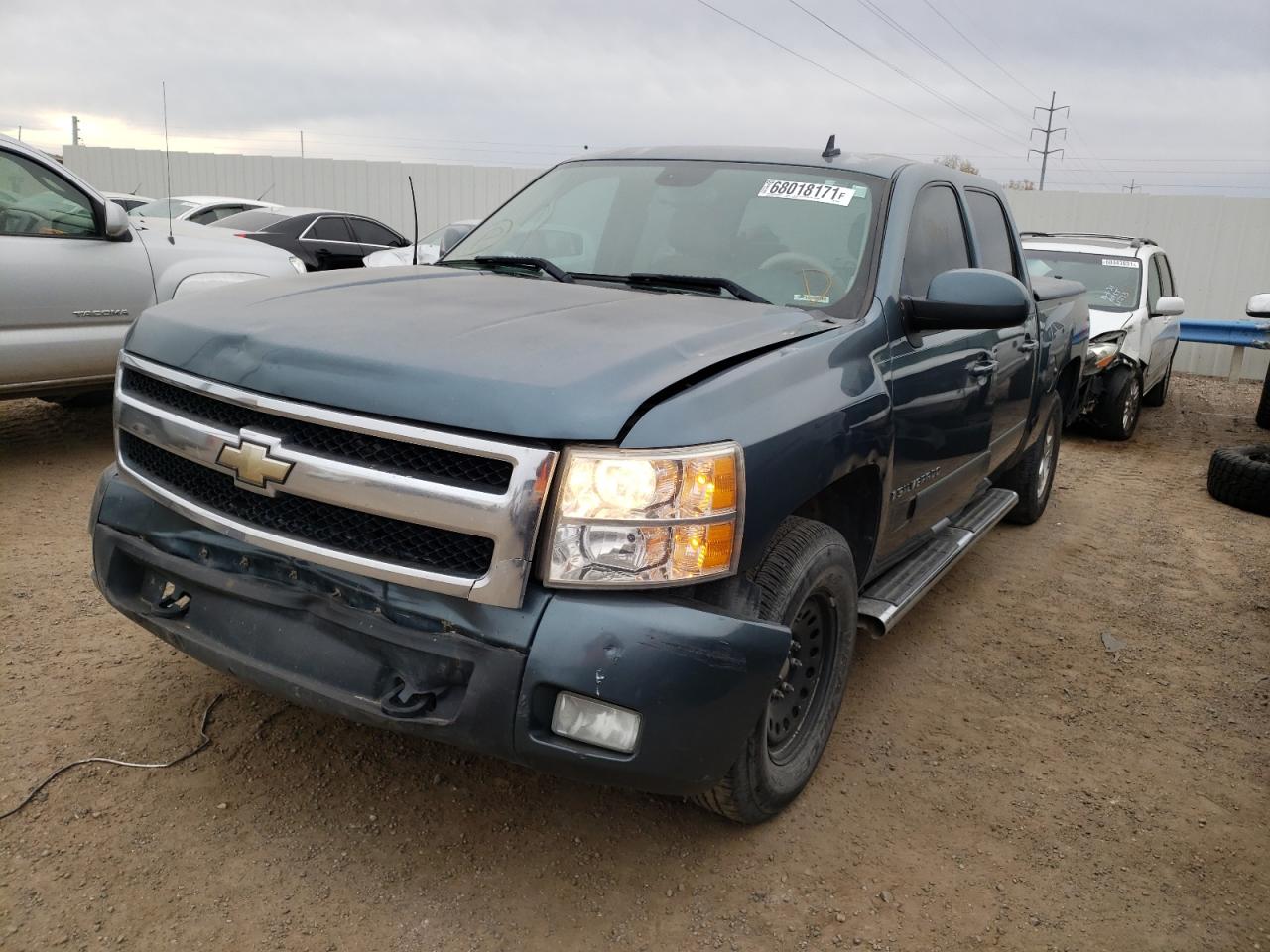 Photo 2 from auction – 2007 CHEVROLET SILVERADO with VIN 2GCEK13M371697358