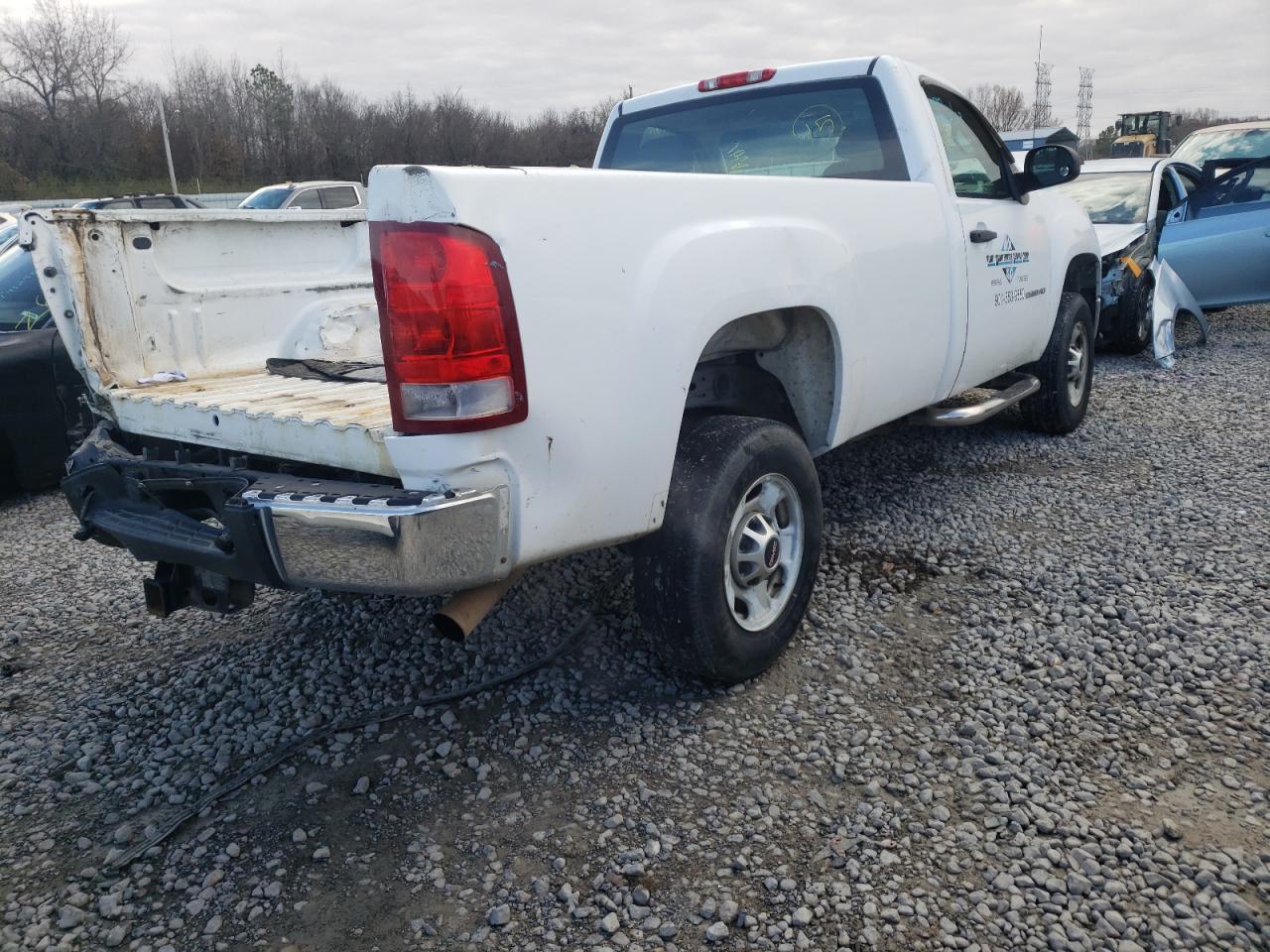 Photo 4 from auction – 2011 GMC SIERRA C25 with VIN 1GT01ZCGXBF101007