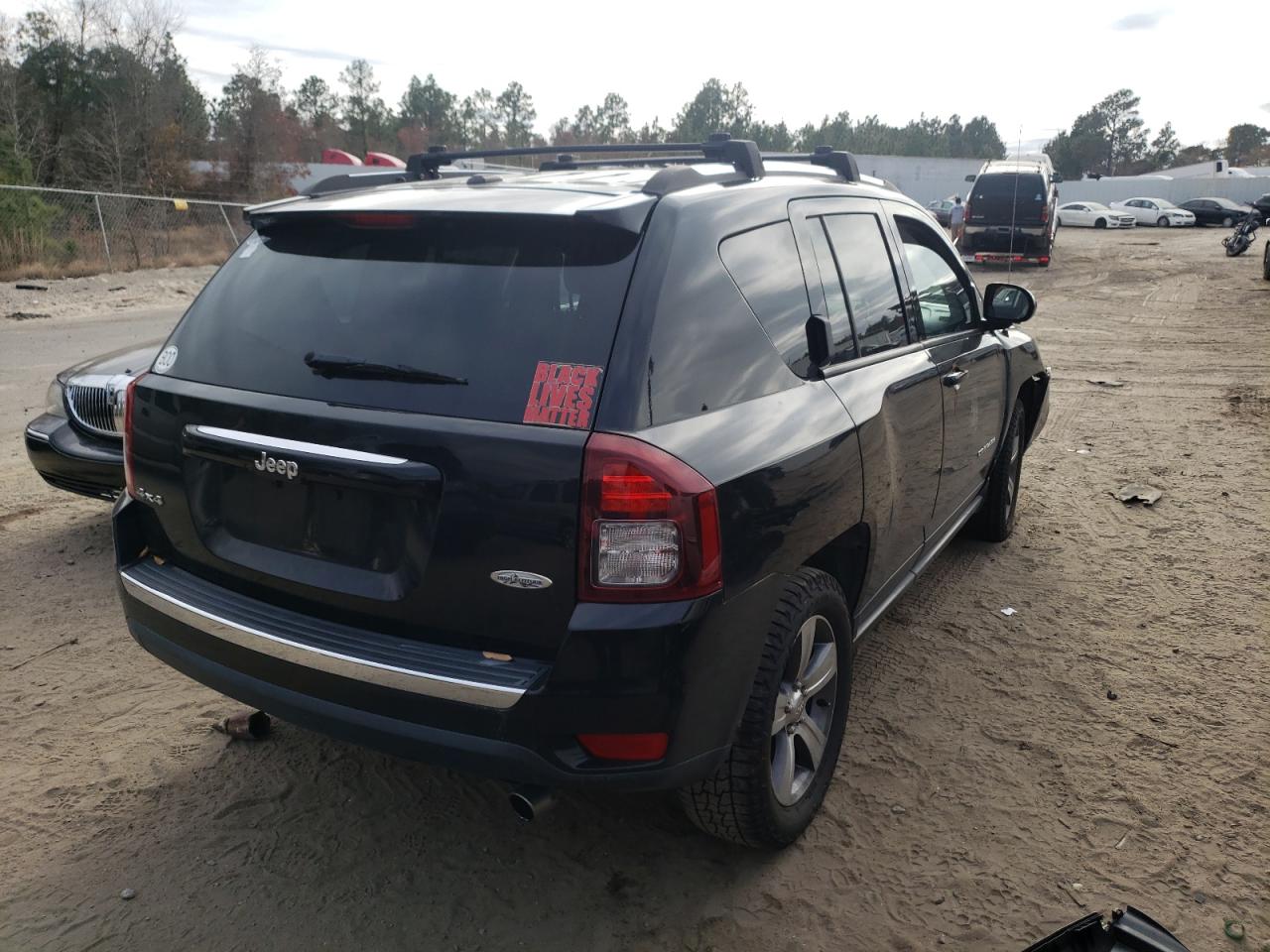 Photo 4 from auction – 2017 JEEP COMPASS LA with VIN 1C4NJDEB5HD165499