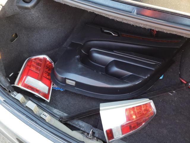 Photo 9 from auction – 2012 CHRYSLER 300 LIMITE with VIN 2C3CCACG8CH223281