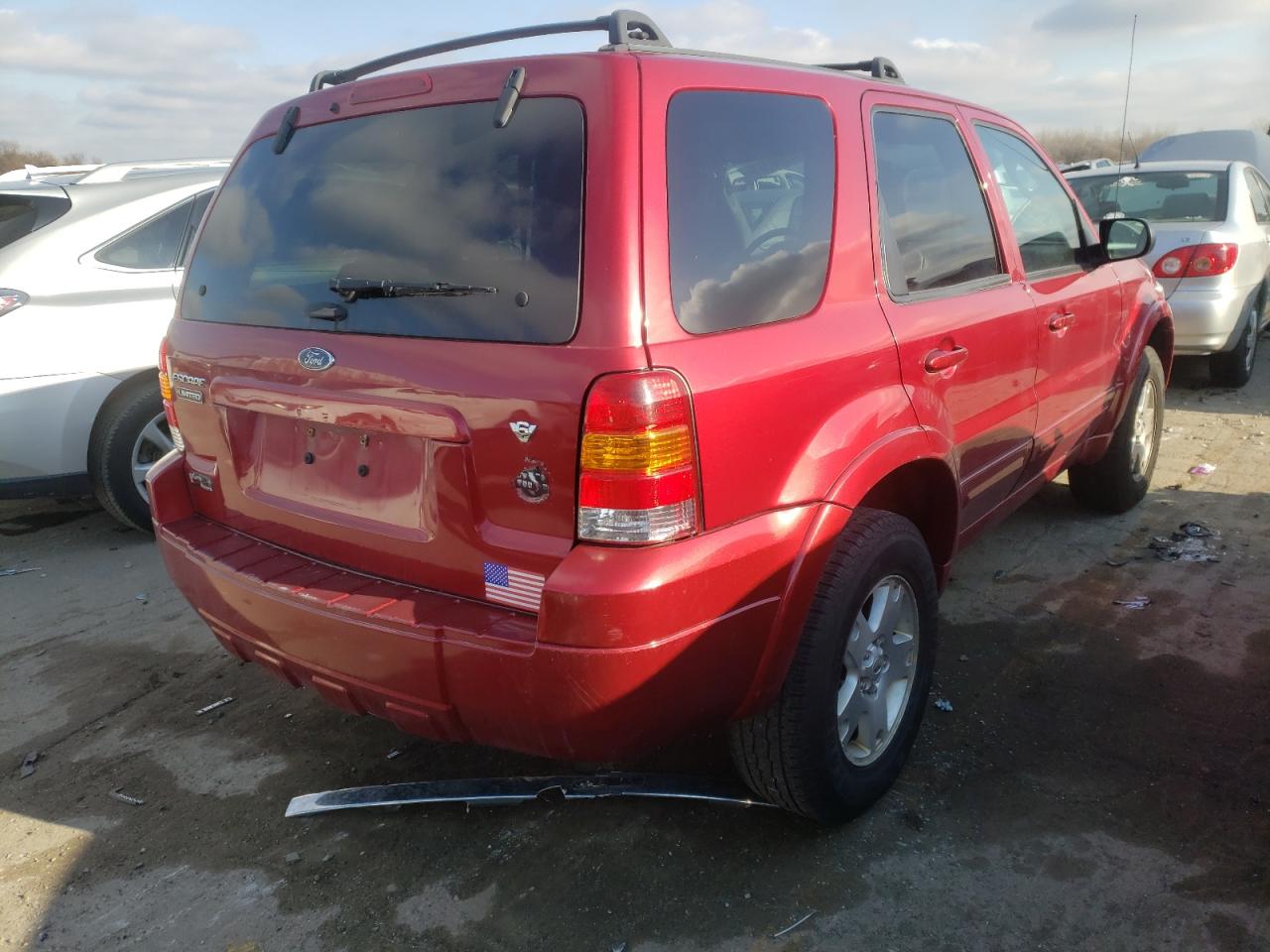 Photo 4 from auction – 2006 FORD ESCAPE LIM with VIN 1FMYU04116KD17384