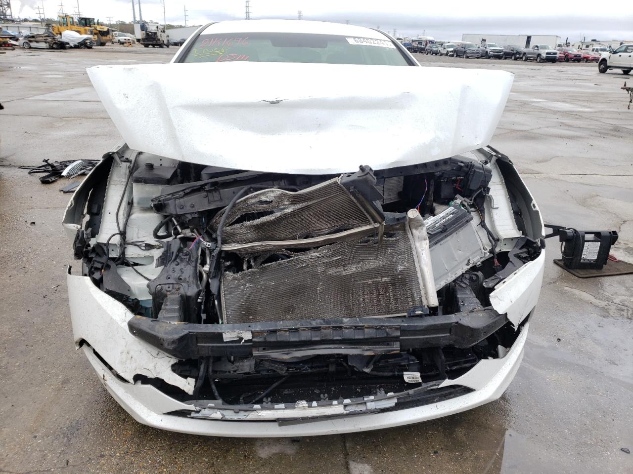 Photo 9 from auction – 2016 HYUNDAI SONATA SE with VIN 5NPE24AF9GH277589