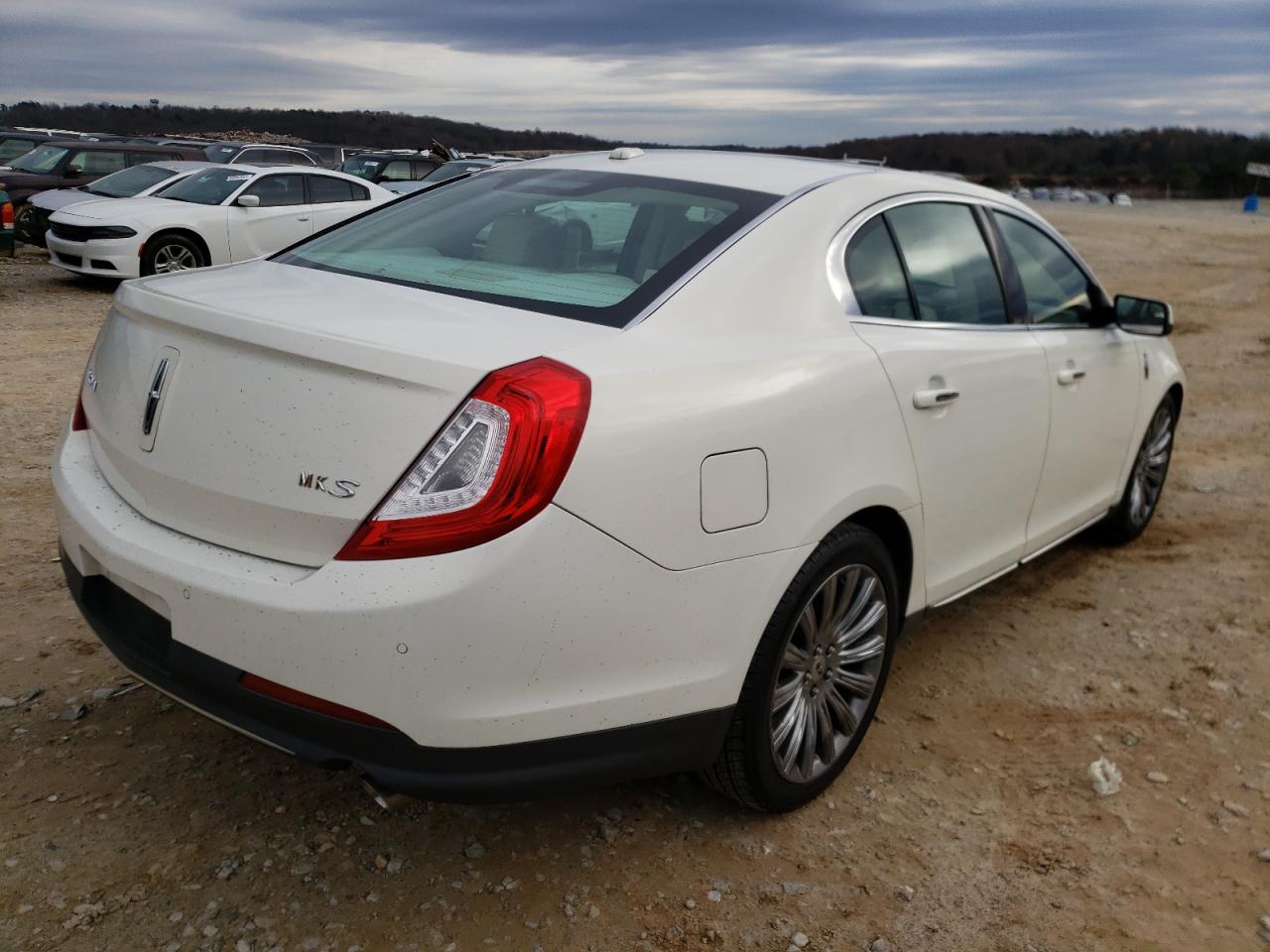 Photo 4 from auction – 2013 LINCOLN MKS with VIN 1LNHL9DK3DG602717