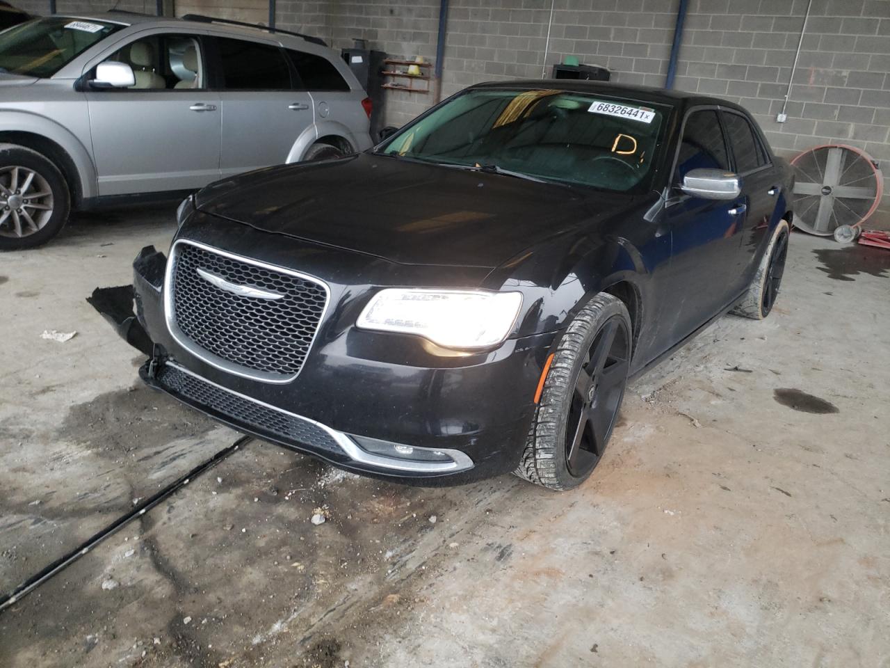 Photo 2 from auction – 2016 CHRYSLER 300C with VIN 2C3CCAEG5GH123612