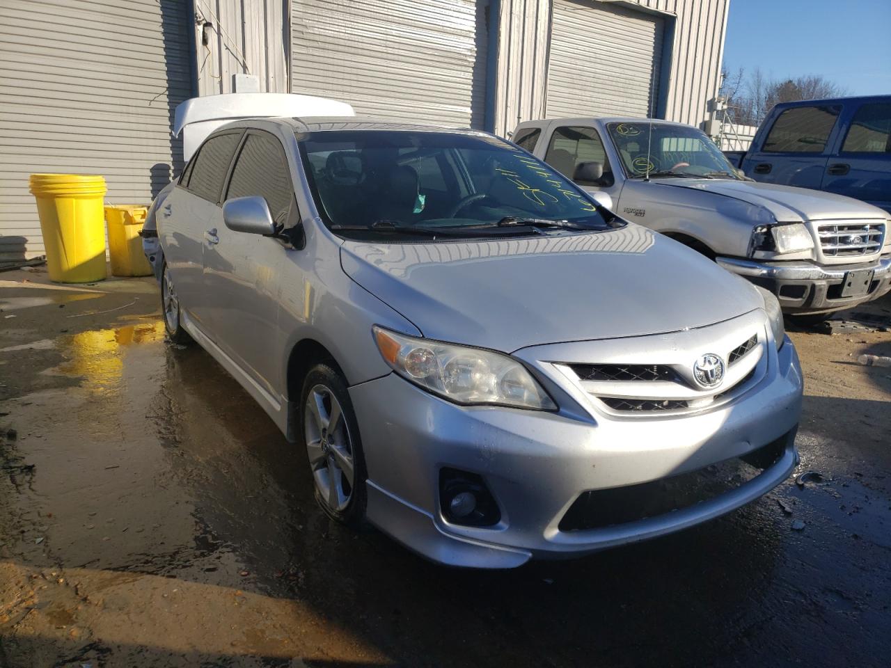 TOYOTA COROLLA BA 2011 with VIN 2T1BU4EE0BC727558 - Photo from auction
