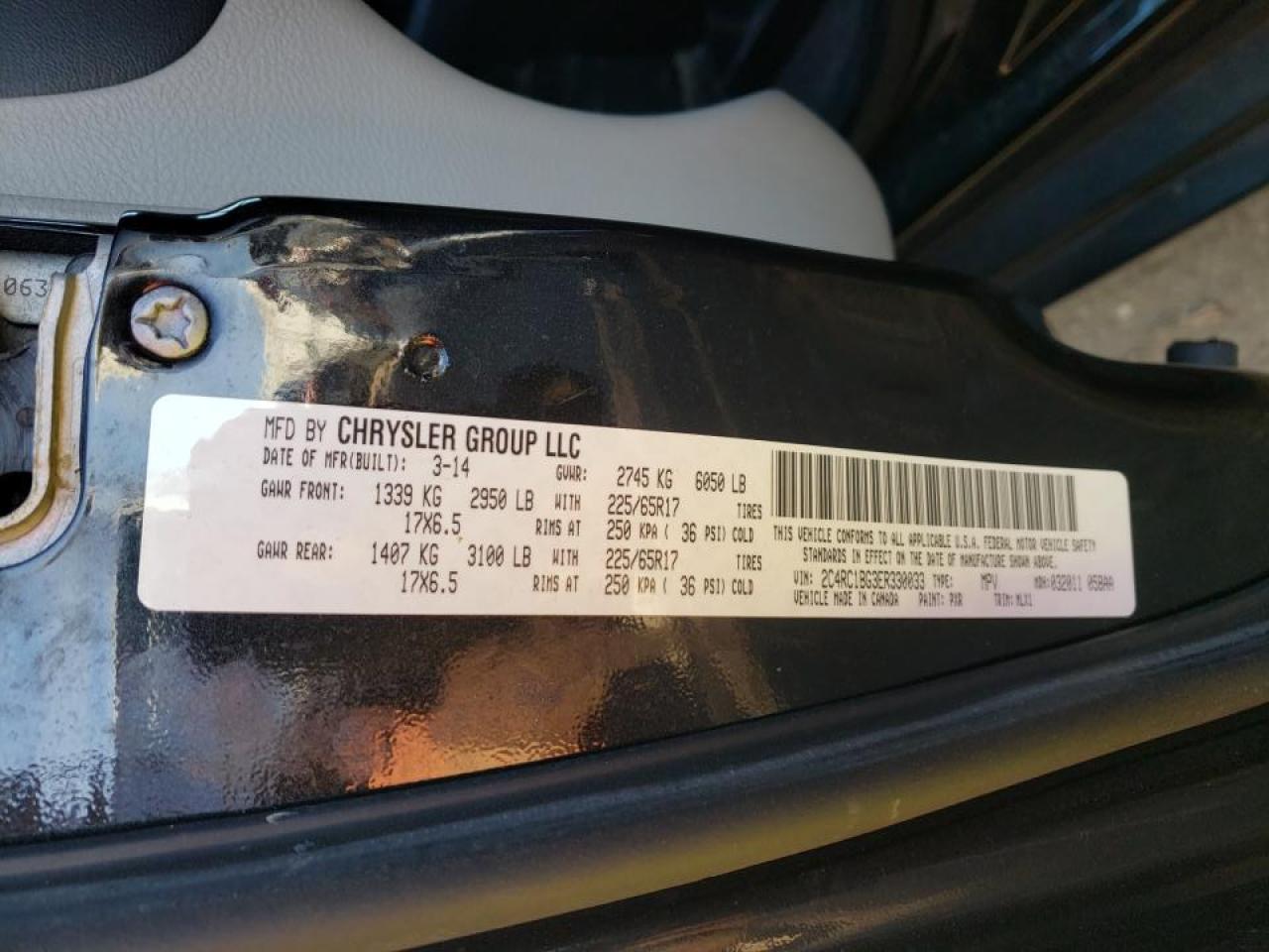 Photo 10 from auction – 2014 CHRYSLER TOWN & COU with VIN 2C4RC1BG3ER330033