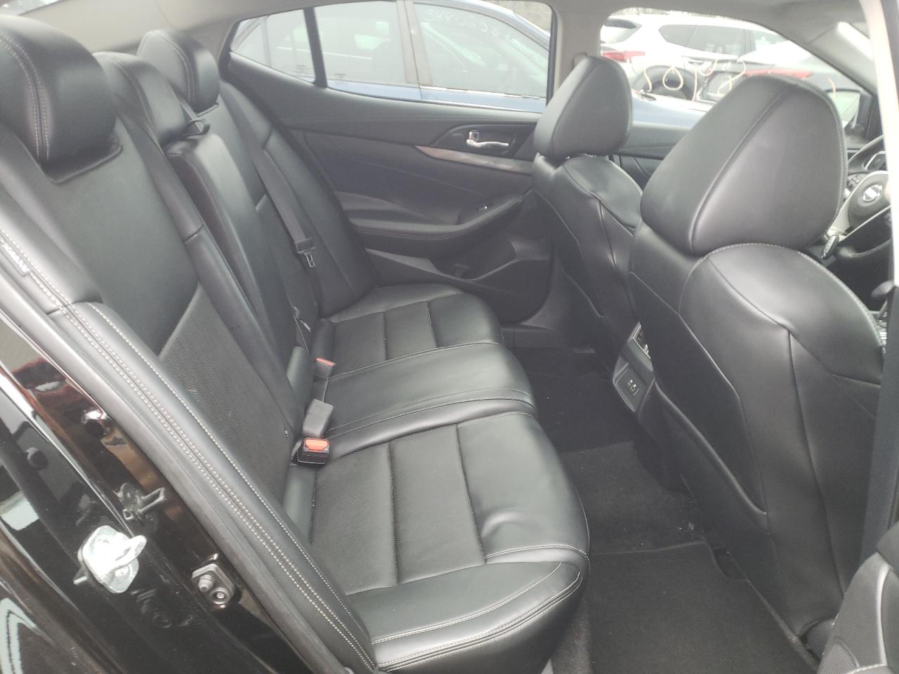 Photo 6 from auction – 2019 NISSAN MAXIMA S with VIN 1N4AA6AV1KC372369