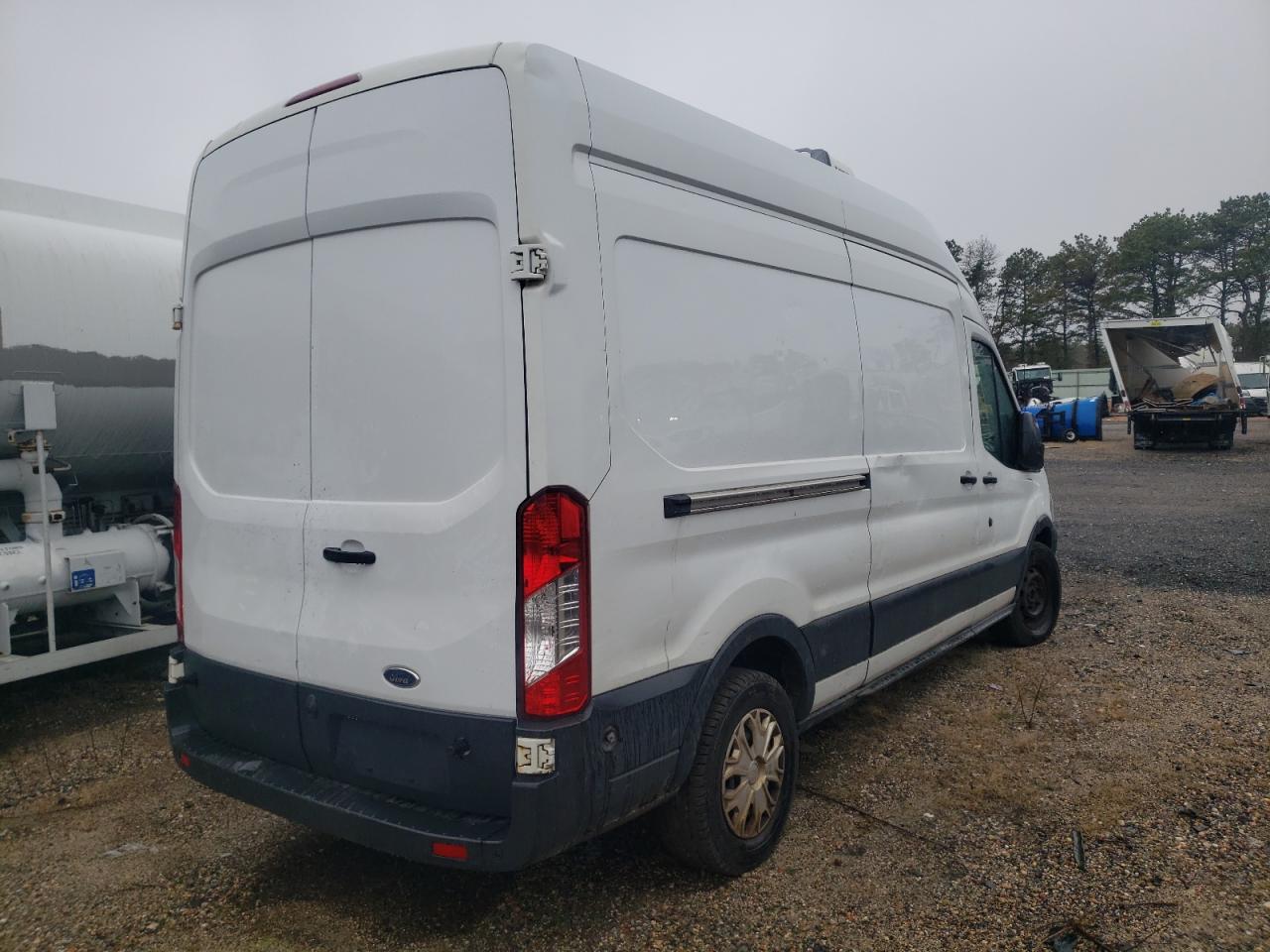 Фото 4 с аукциона – 2016 FORD TRANSIT T- с VIN 1FTYR2XM7GKB16792