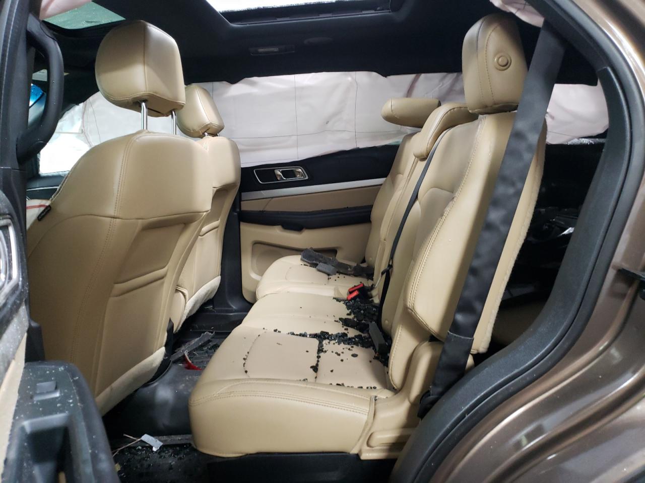 Photo 6 from auction – 2016 FORD EXPLORER X with VIN 1FM5K8D85GGB85593