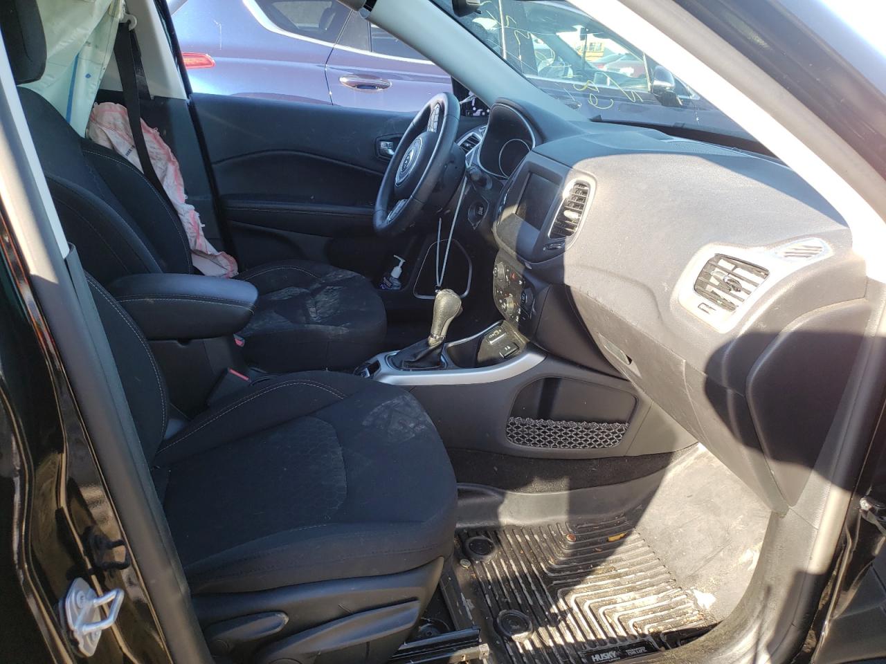 Photo 5 from auction – 2018 JEEP COMPASS SP with VIN 3C4NJCAB0JT500524