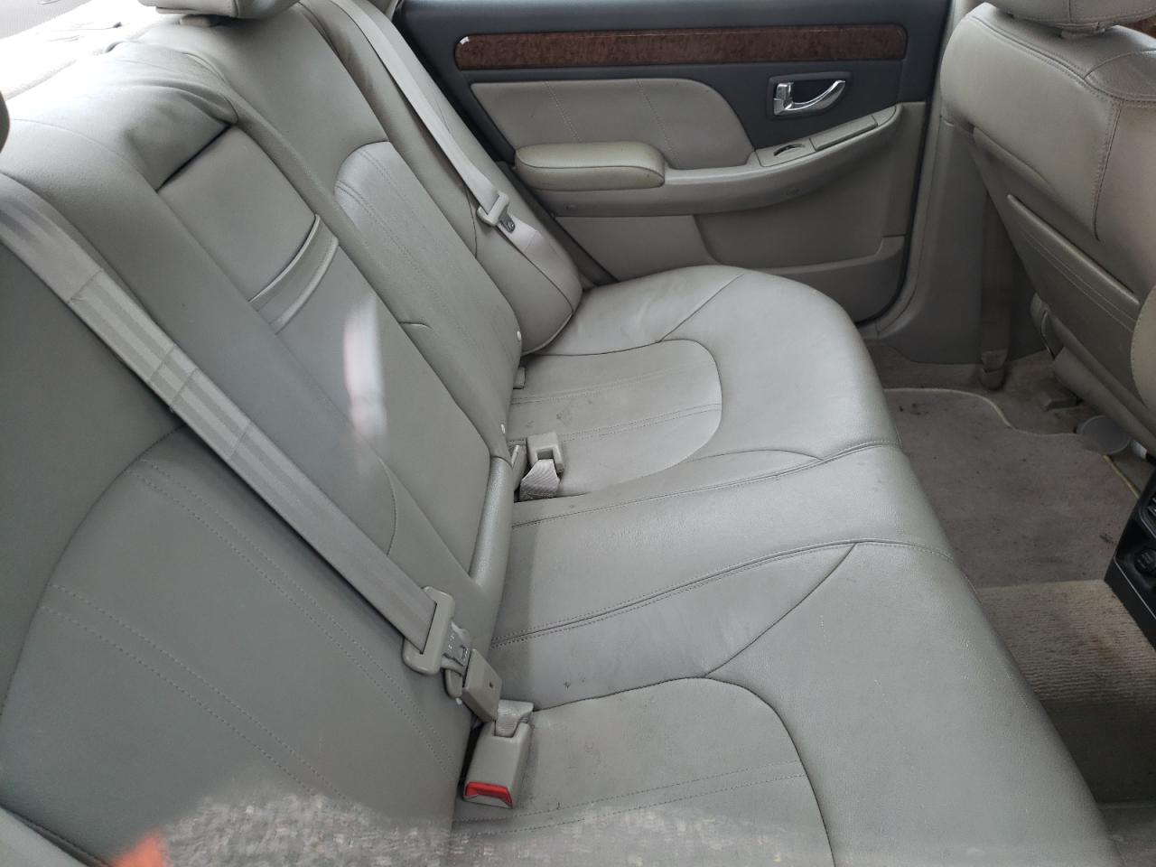 Photo 6 from auction – 2004 HYUNDAI XG350 with VIN KMHFU45E64A372027
