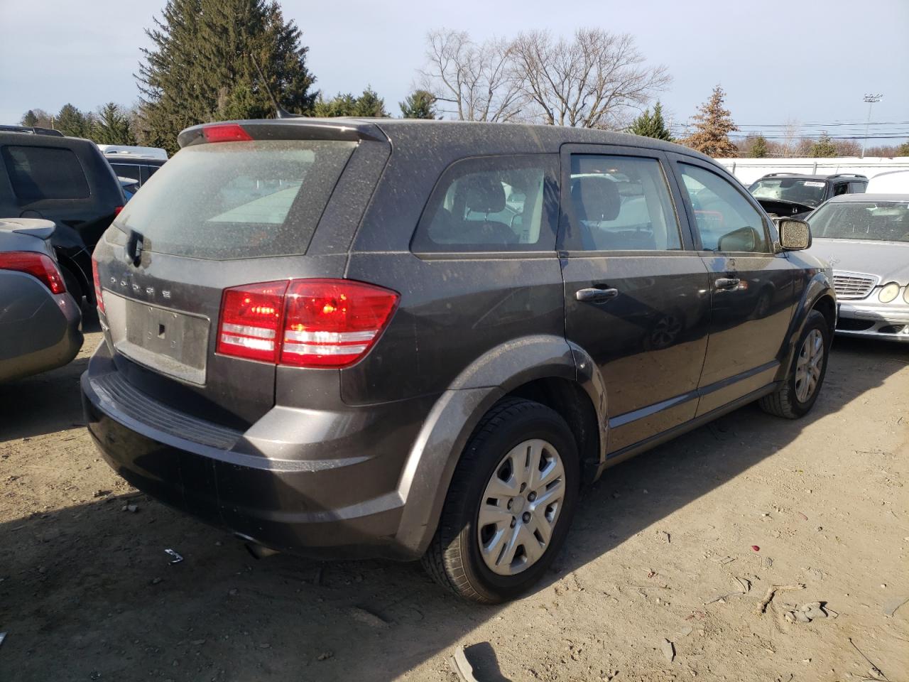 Photo 4 from auction – 2015 DODGE JOURNEY SE with VIN 3C4PDCAB4FT748007