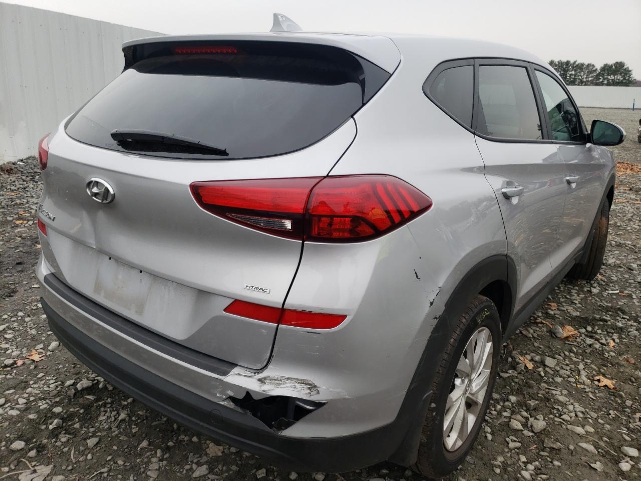 Photo 4 from auction – 2020 HYUNDAI TUCSON SE with VIN KM8J2CA48LU080884