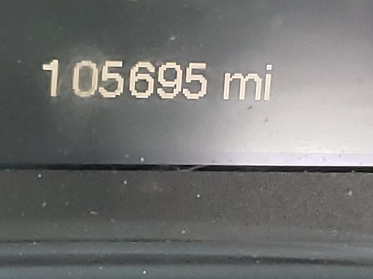 Photo 8 from auction – 2015 CHRYSLER 200 LIMITE with VIN 1C3CCCAB5FN559601