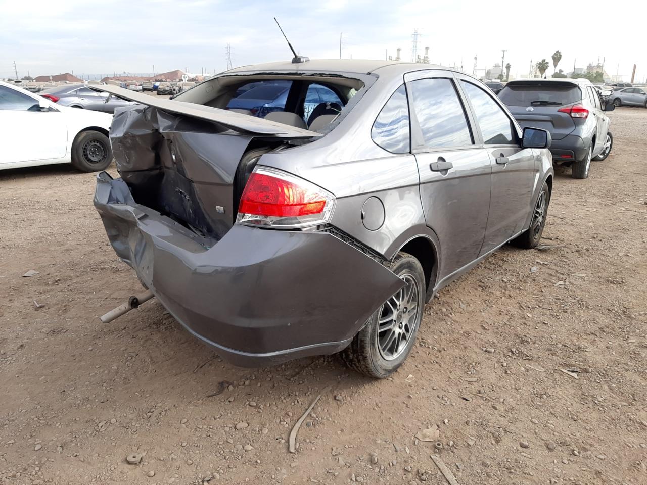 Photo 4 from auction – 2010 FORD FOCUS SE with VIN 1FAHP3FN5AW194032