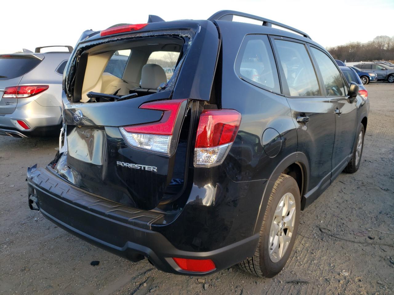 Photo 4 from auction – 2021 SUBARU FORESTER with VIN JF2SKADC0MH458935