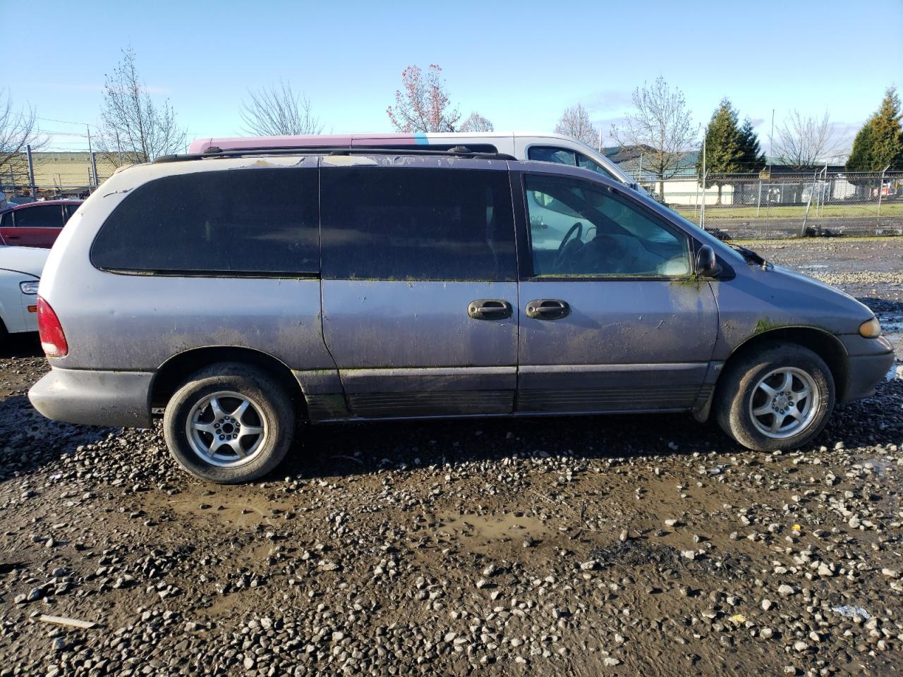 Photo 9 from auction – 1997 DODGE GRAND CARA with VIN 1B4GP44R1VB268980