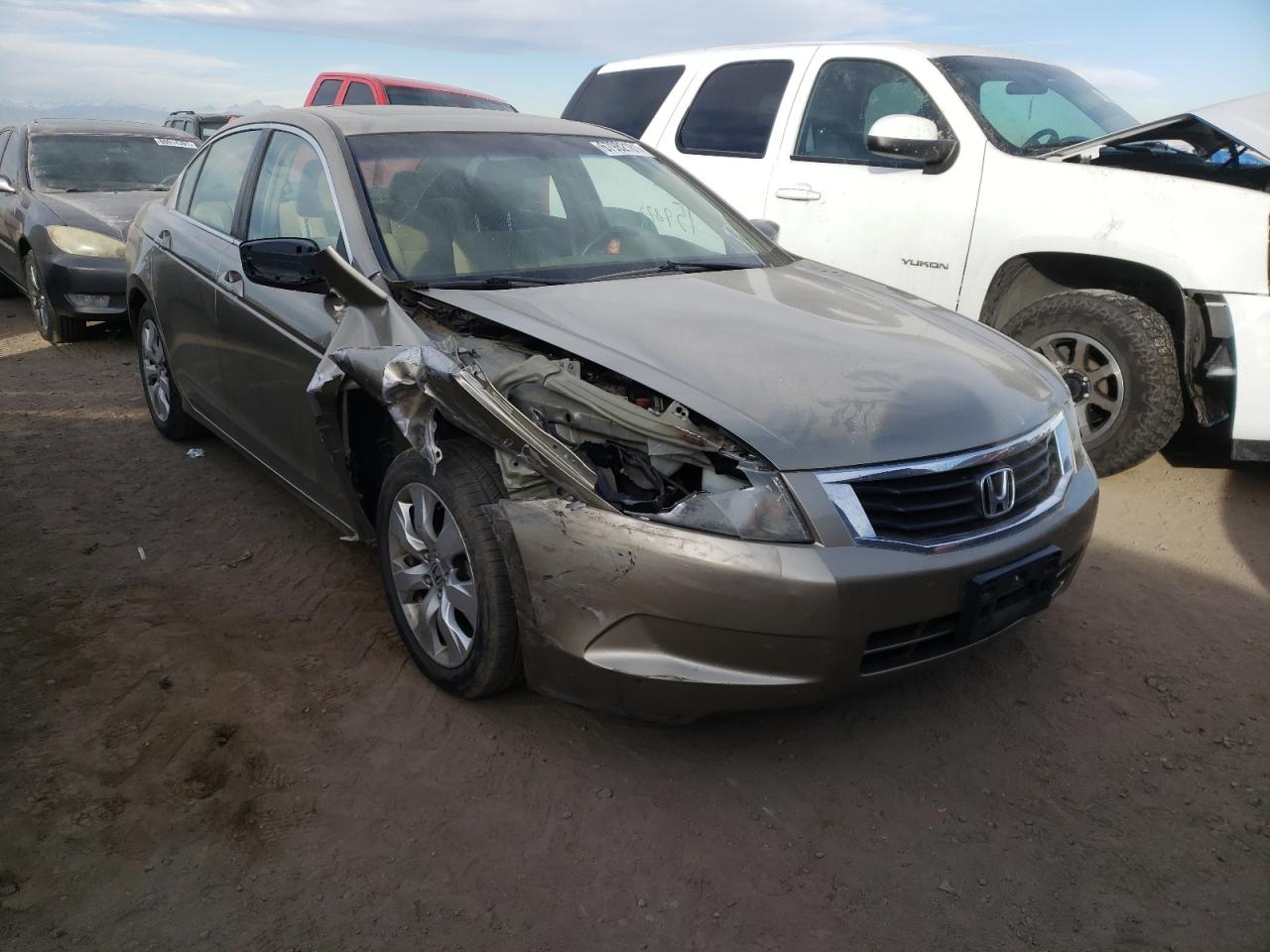 HONDA ACCORD EX 2008 with VIN JHMCP26708C067053 - Photo from auction