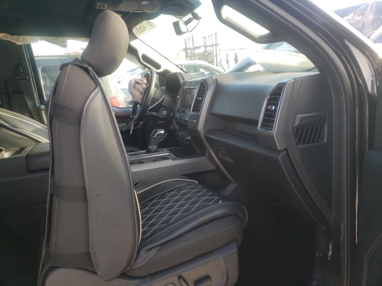 Photo 5 from auction – 2019 FORD F150 SUPER with VIN 1FTEX1EP7KFB14610