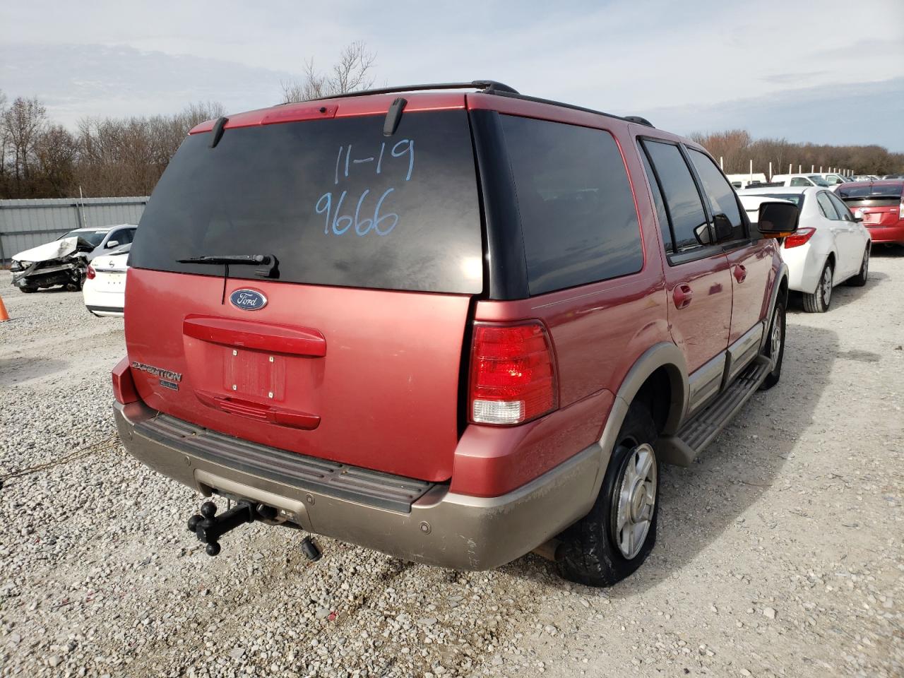Photo 4 from auction – 2003 FORD EXPEDITION with VIN 1FMFU17L53LB89666