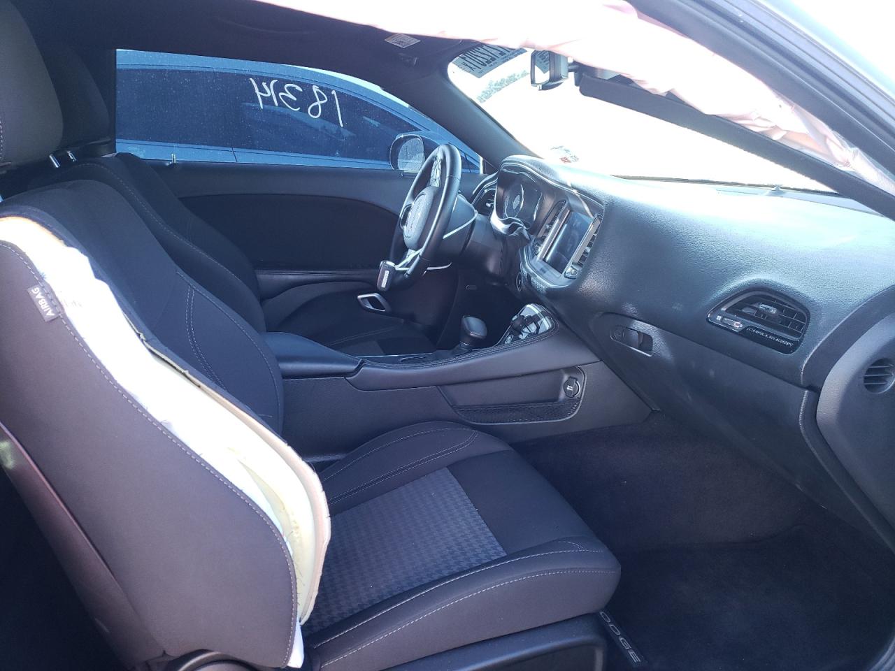Photo 5 from auction – 2017 DODGE CHALLENGER with VIN 2C3CDZBT5HH624577