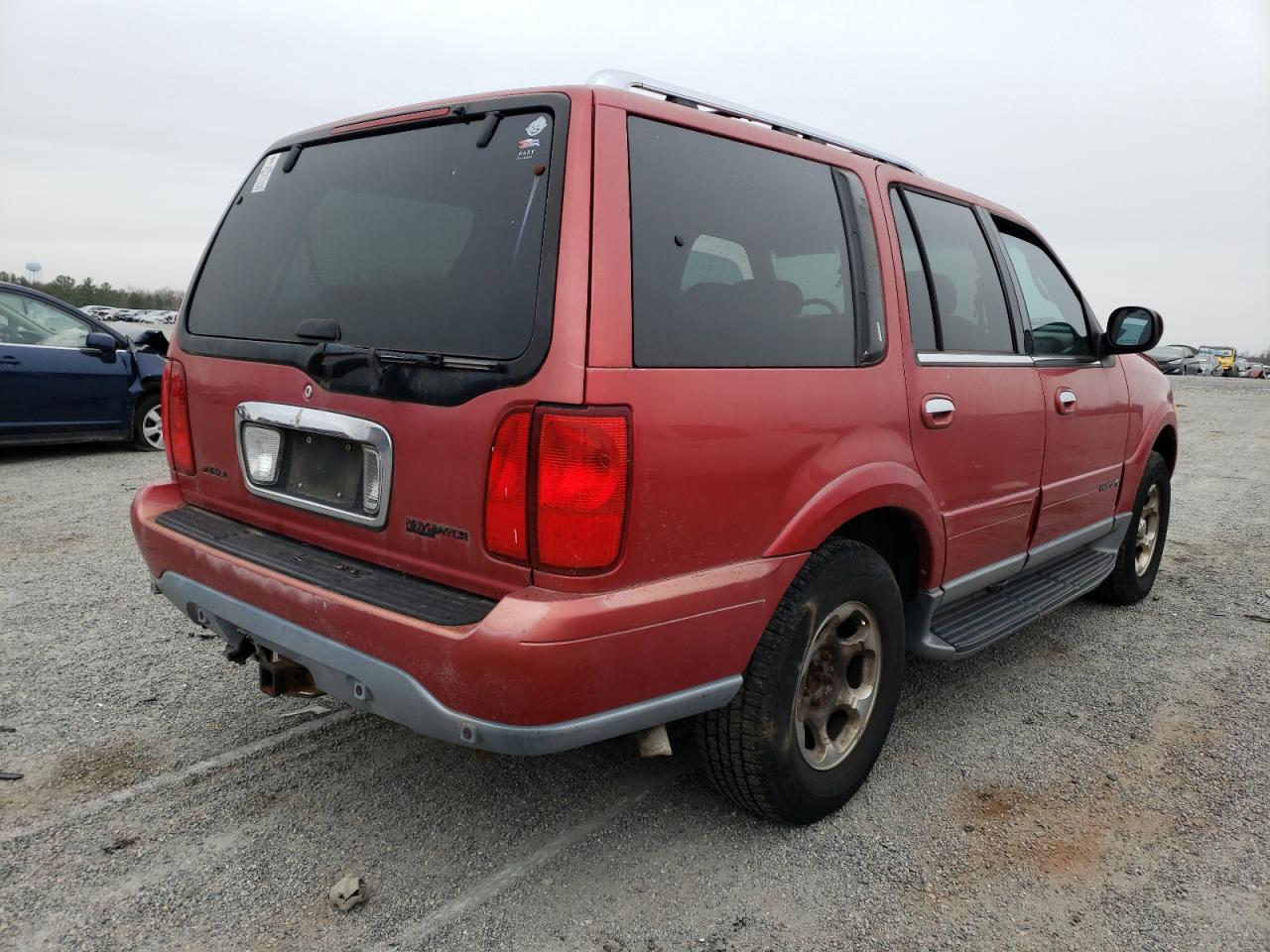 Photo 4 from auction – 2000 LINCOLN NAVIGATOR with VIN 5LMFU28A4YLJ26727