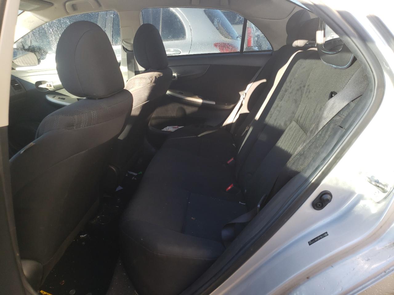Photo 6 from auction – 2011 TOYOTA COROLLA BA with VIN 2T1BU4EE0BC727558