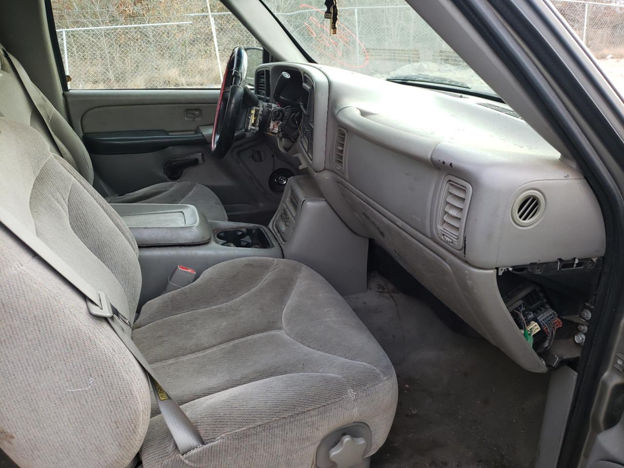 Photo 5 from auction – 1999 GMC NEW SIERRA with VIN 2GTEC19V0X1506847