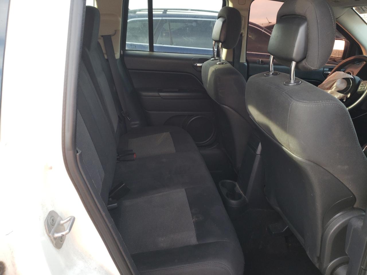 Photo 6 from auction – 2012 JEEP COMPASS LA with VIN 1C4NJDEB2CD567909