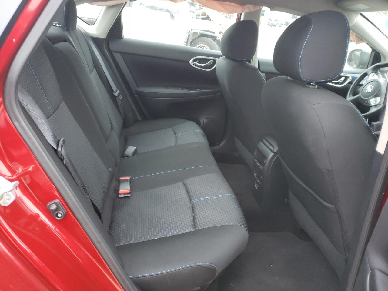 Photo 6 from auction – 2019 NISSAN SENTRA S with VIN 3N1AB7AP2KY229732