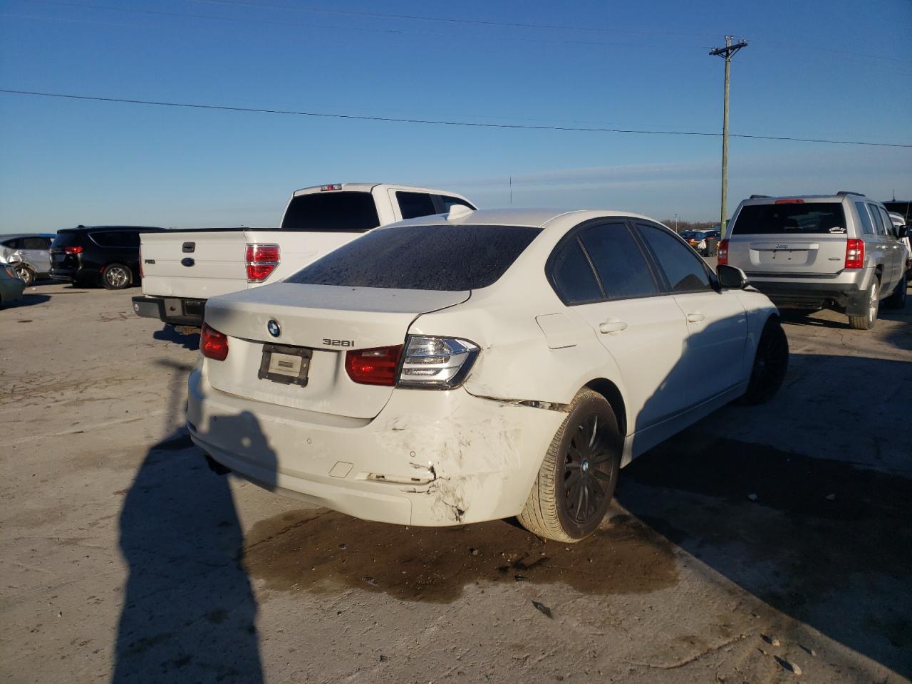 Photo 4 from auction – 2013 BMW 328 I with VIN WBA3A5G57DNP21723
