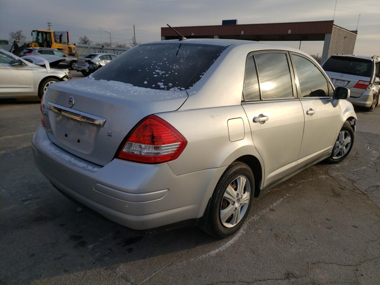 Photo 4 from auction – 2010 NISSAN VERSA S with VIN 3N1BC1AP6AL393530
