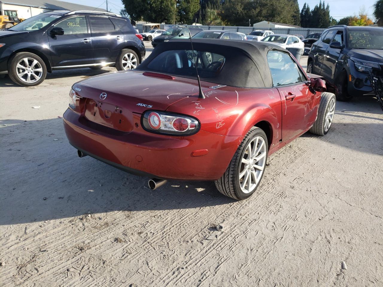صورة رقم 4 من المزاد - 2008 MAZDA MX-5 MIATA مع VIN JM1NC25F580141003