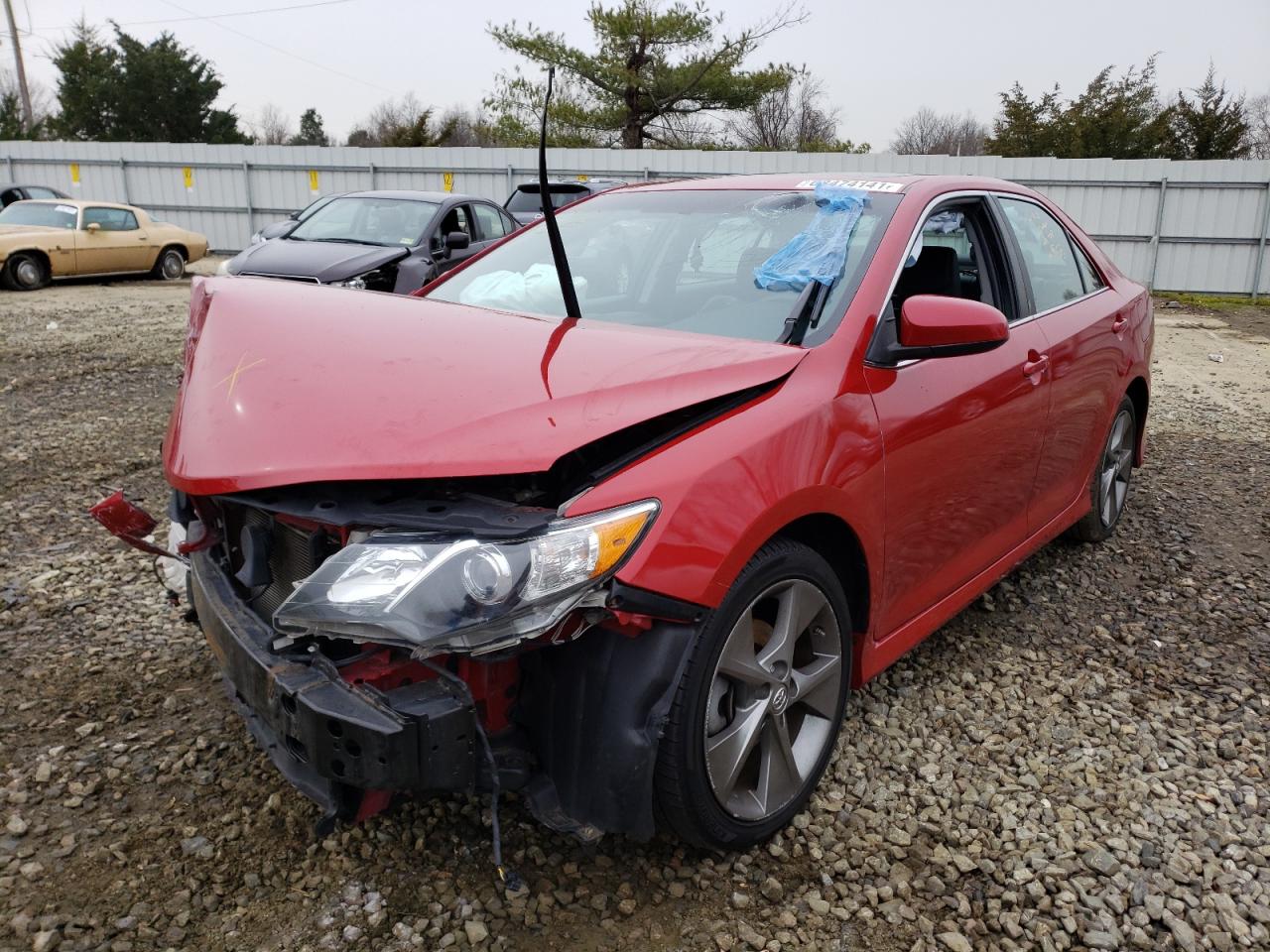 Photo 2 from auction – 2014 TOYOTA CAMRY L with VIN 4T1BF1FK7EU856638